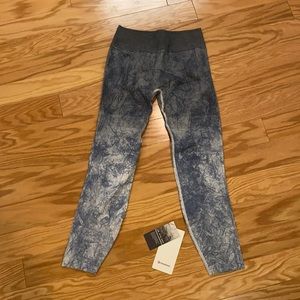 Lululemon Women’s Workout Pant. Ebb to Train Tight Wash. Size 10.